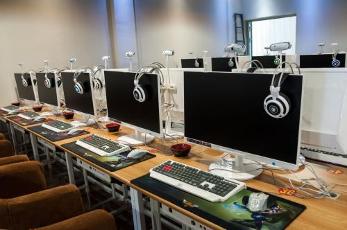 新開網(wǎng)咖準備裝修要注意什么？