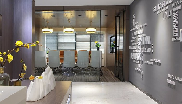 高端寫字樓辦公室會議室設(shè)計效果圖