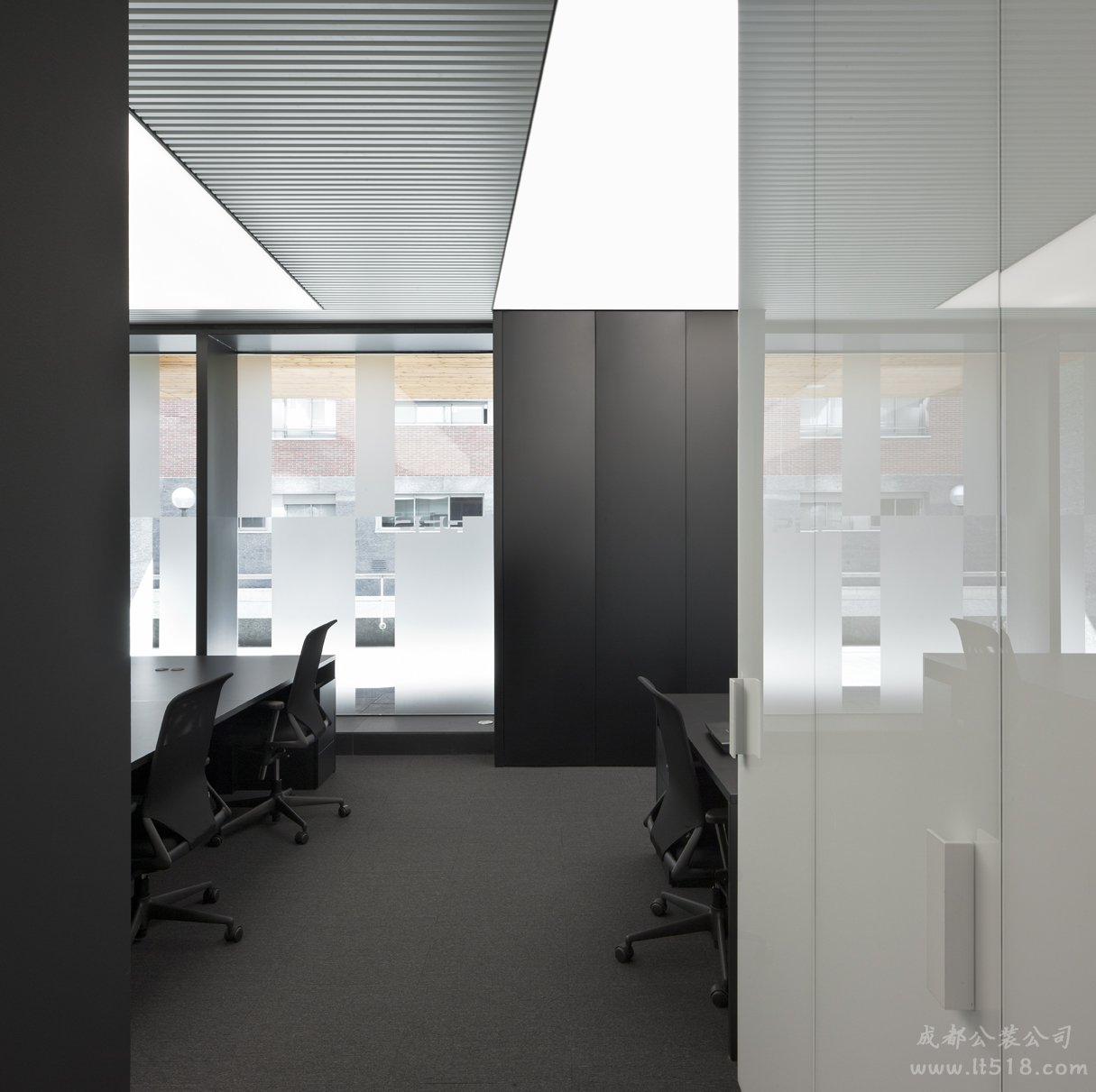 成都辦公室裝修哪家好？辦公室裝修應(yīng)該注意什么？