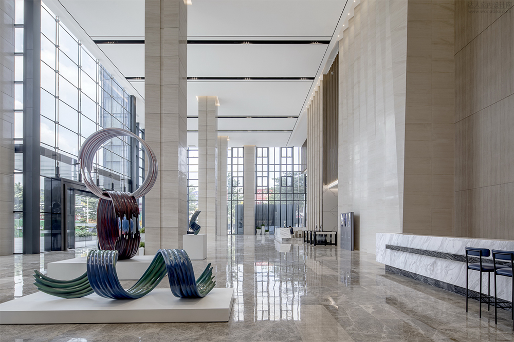 寫字樓裝修為什么電線要穿鋼管和走橋架？